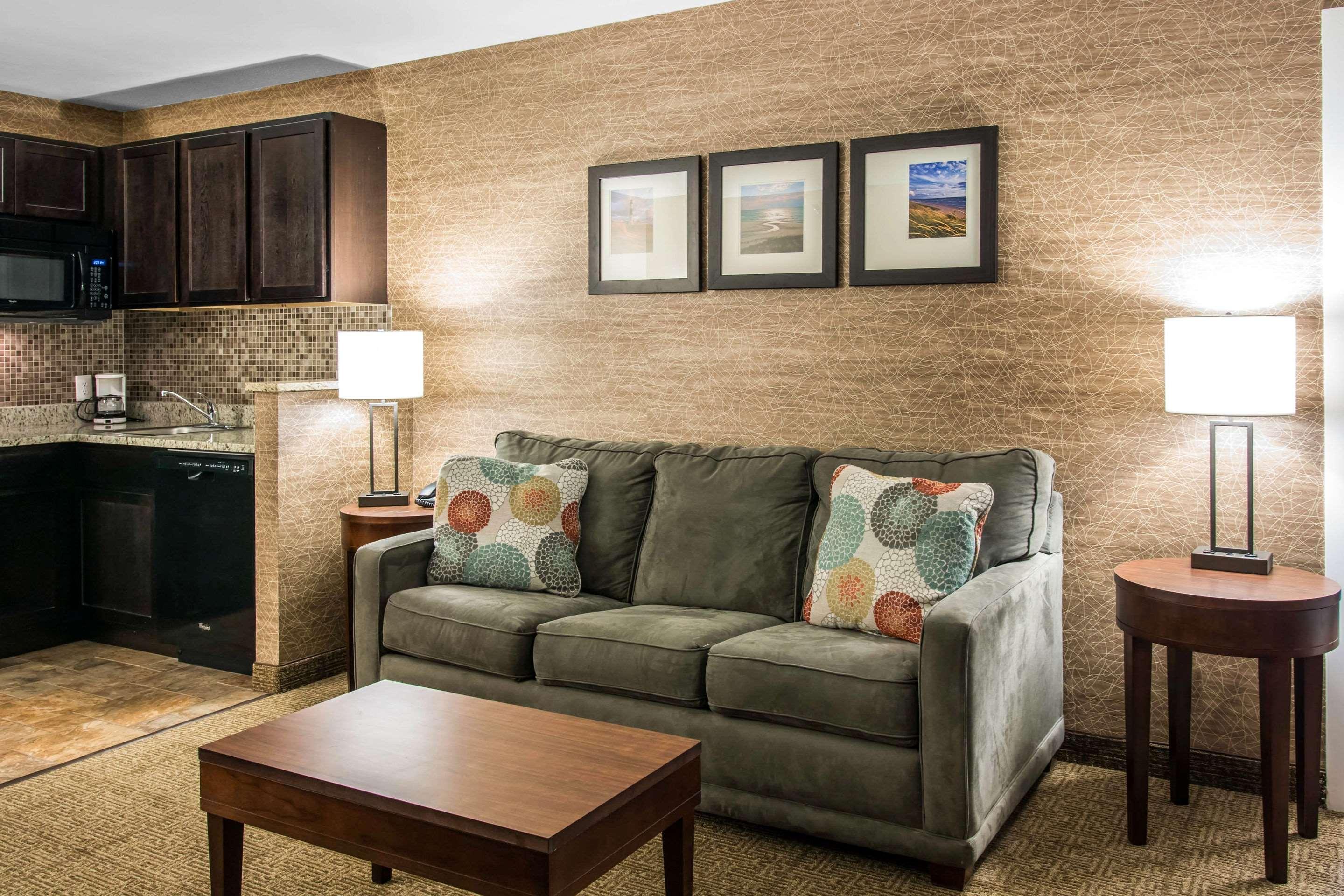 Comfort Inn Ludington Near Us-10 Εξωτερικό φωτογραφία